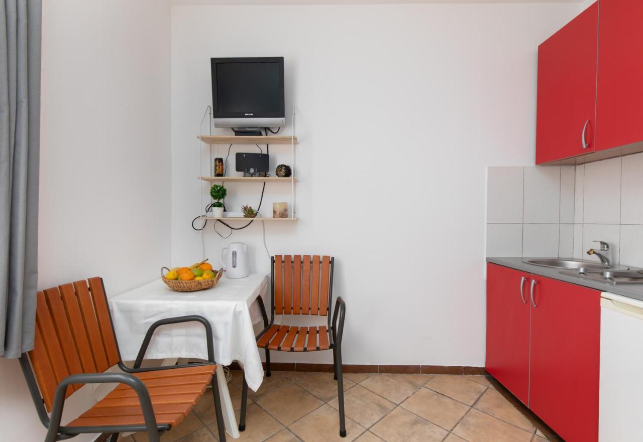 Apartments Bojic Tivat Exterior foto